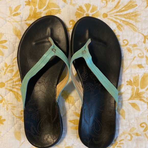 OluKai Flip Flops - Picture 2 of 6